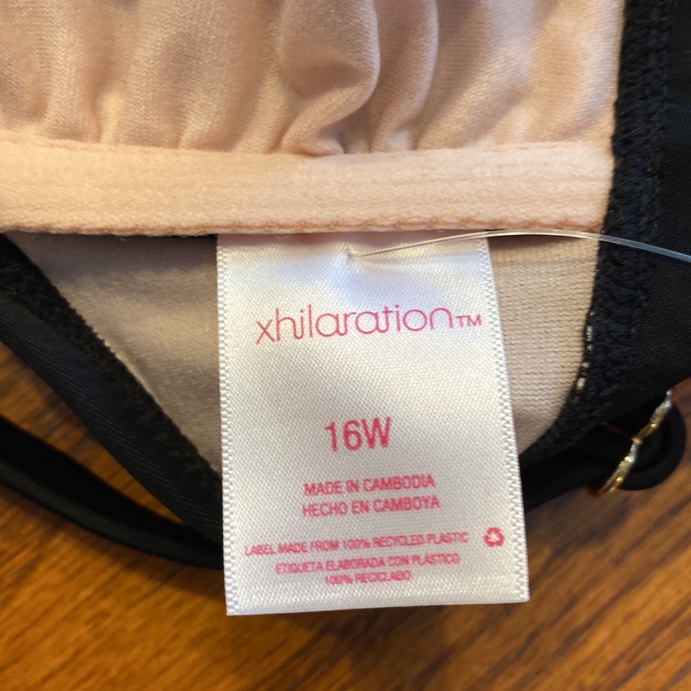 Xhilaration-black with light blush color within cutouts bikini top,lightly lined - Picture 9 of 13